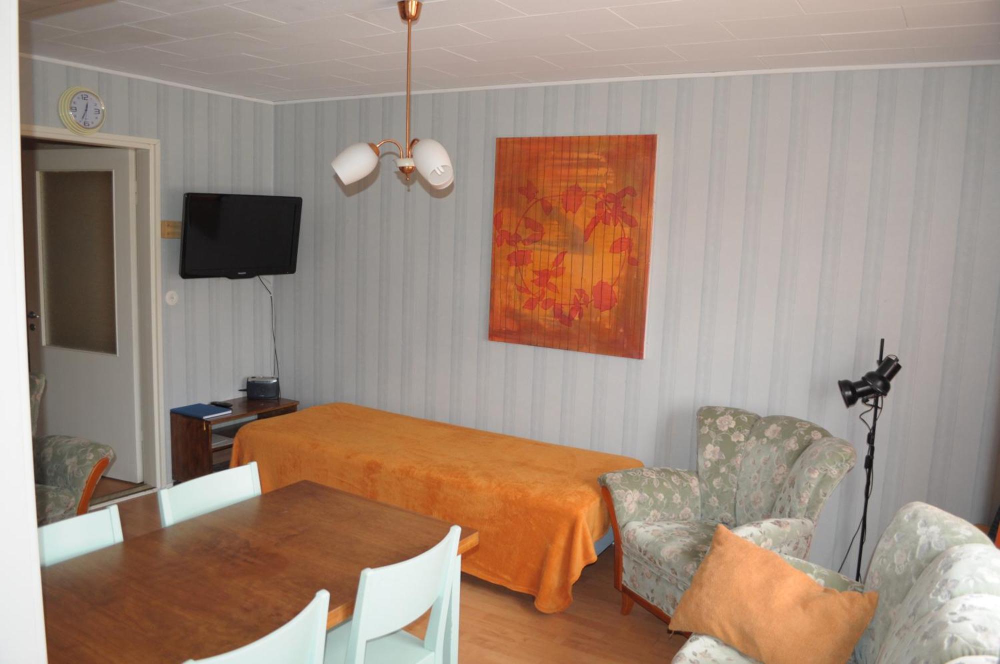 Apartment Hotel Kuukkarin Kortteeri Pori Habitación foto