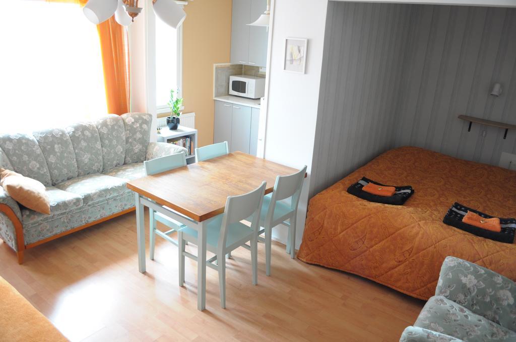 Apartment Hotel Kuukkarin Kortteeri Pori Exterior foto